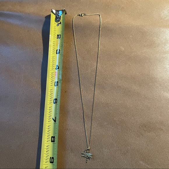 Dragonfly charm necklace - Picture 4 of 5